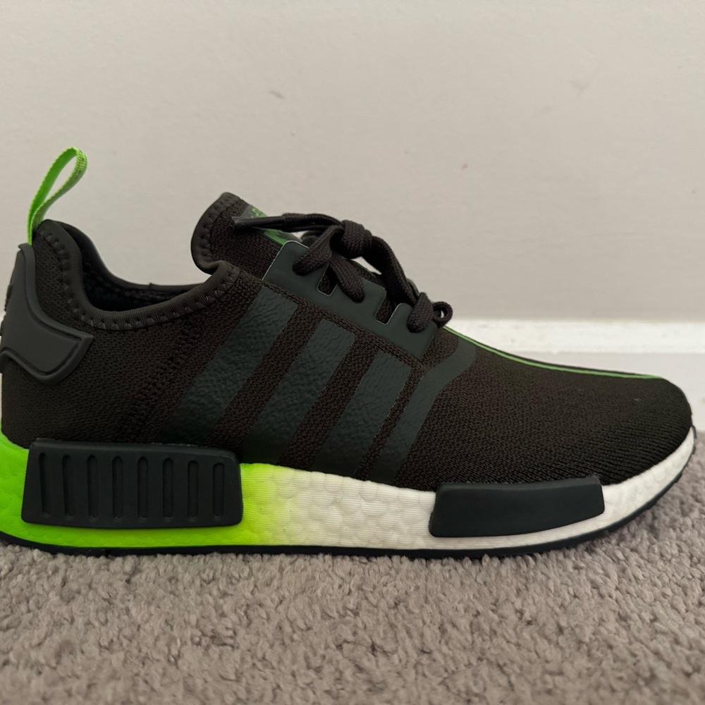 Adidas Star Wars x NMD_R1 ‘Yoda’ - Men’s 9.5